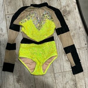 Glamour dance costume
